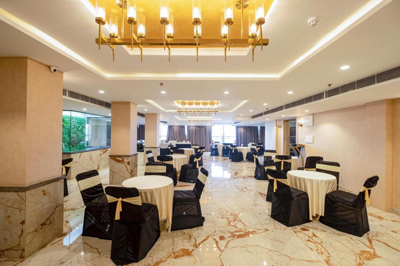 The Bastion Hotel Bhopal Exterior photo