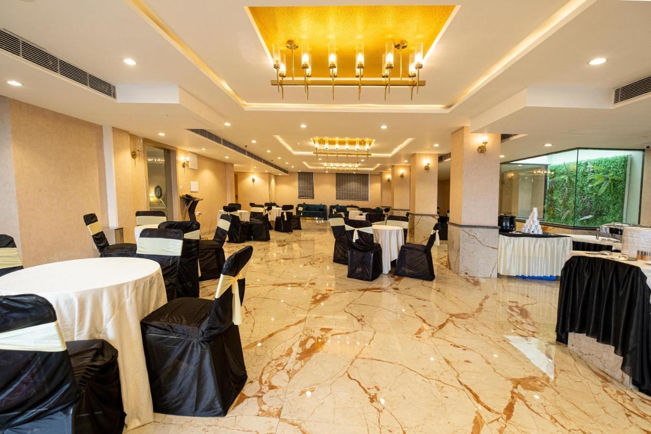 The Bastion Hotel Bhopal Exterior photo