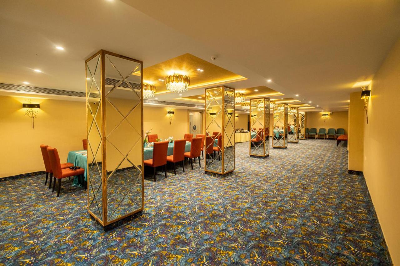 The Bastion Hotel Bhopal Exterior photo