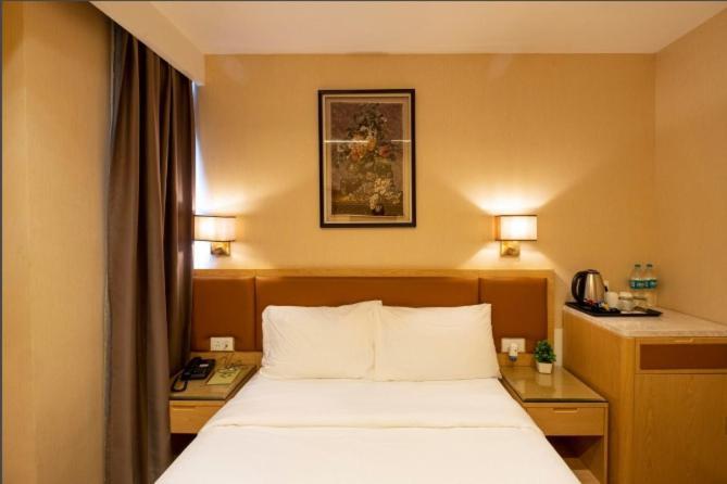 The Bastion Hotel Bhopal Exterior photo